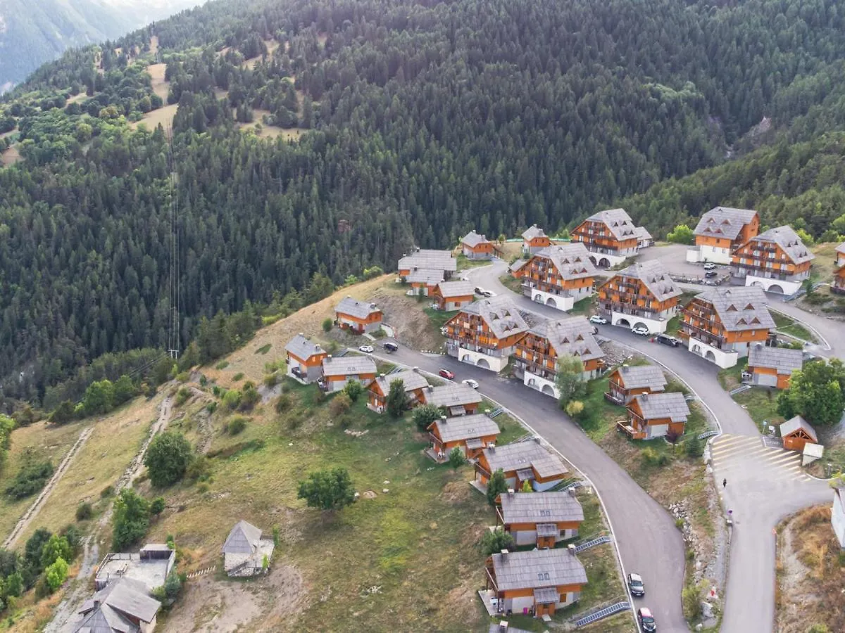 Appartement 2 Pieces Avec Balcon Et Parking A Pra Loup 1500 - 6 Personnes - Fr-1-504-231 Uvernet-Fours 0*,  France